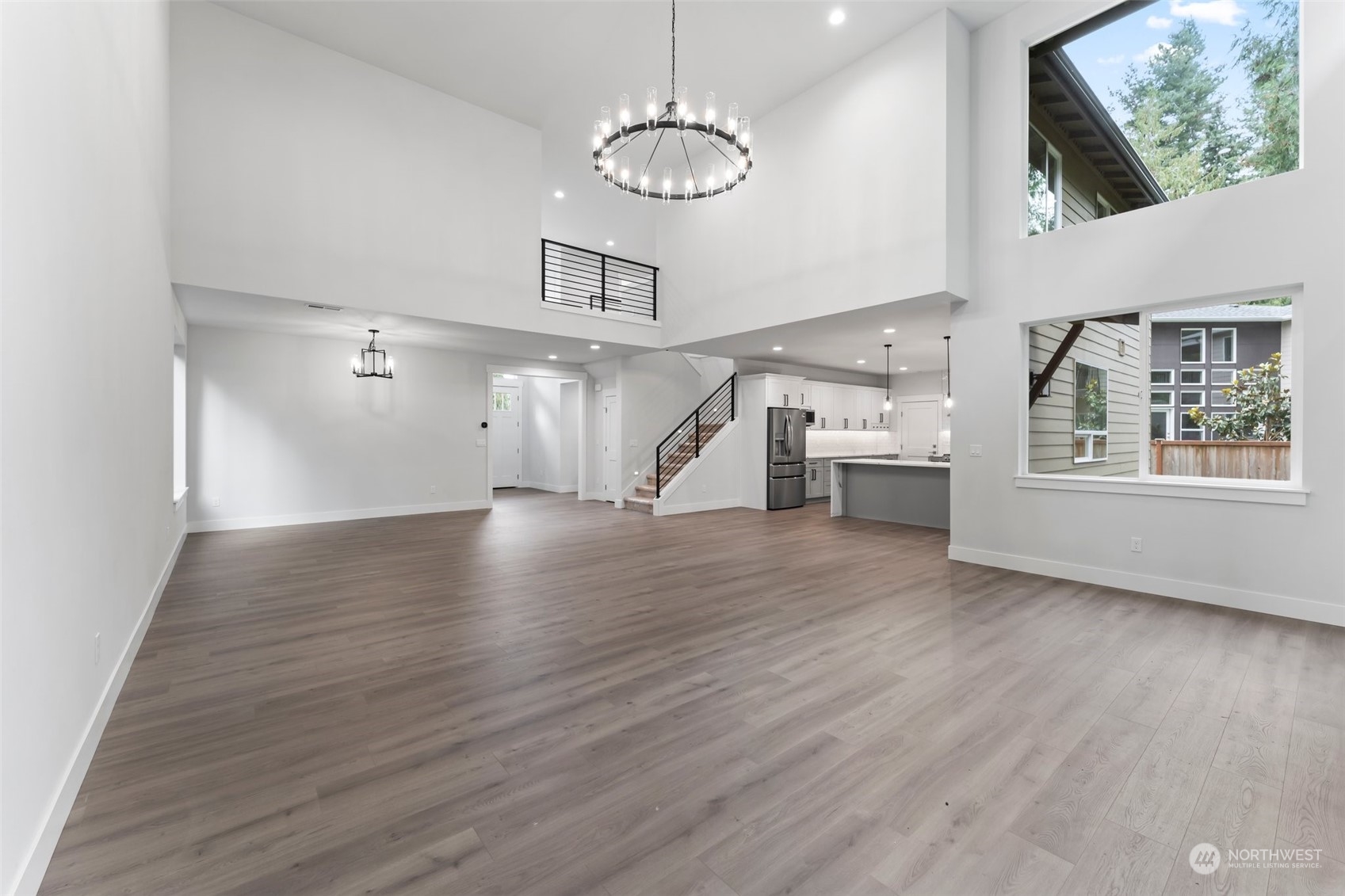property viewer photo 7