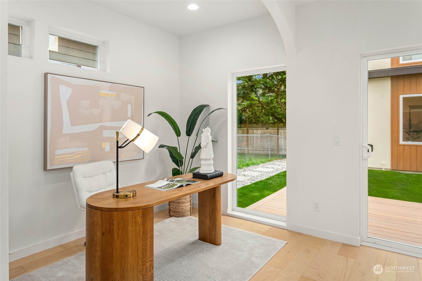 property viewer photo 9