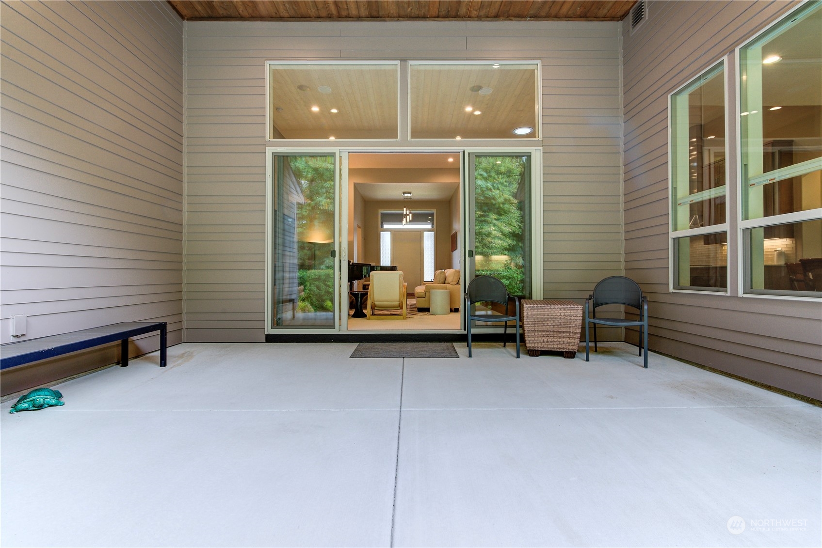 property viewer photo 32