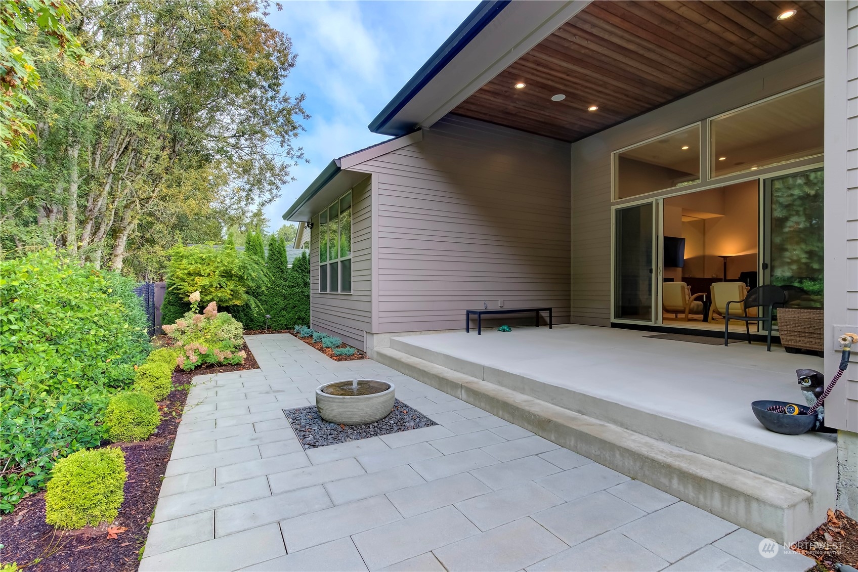 property viewer photo 34
