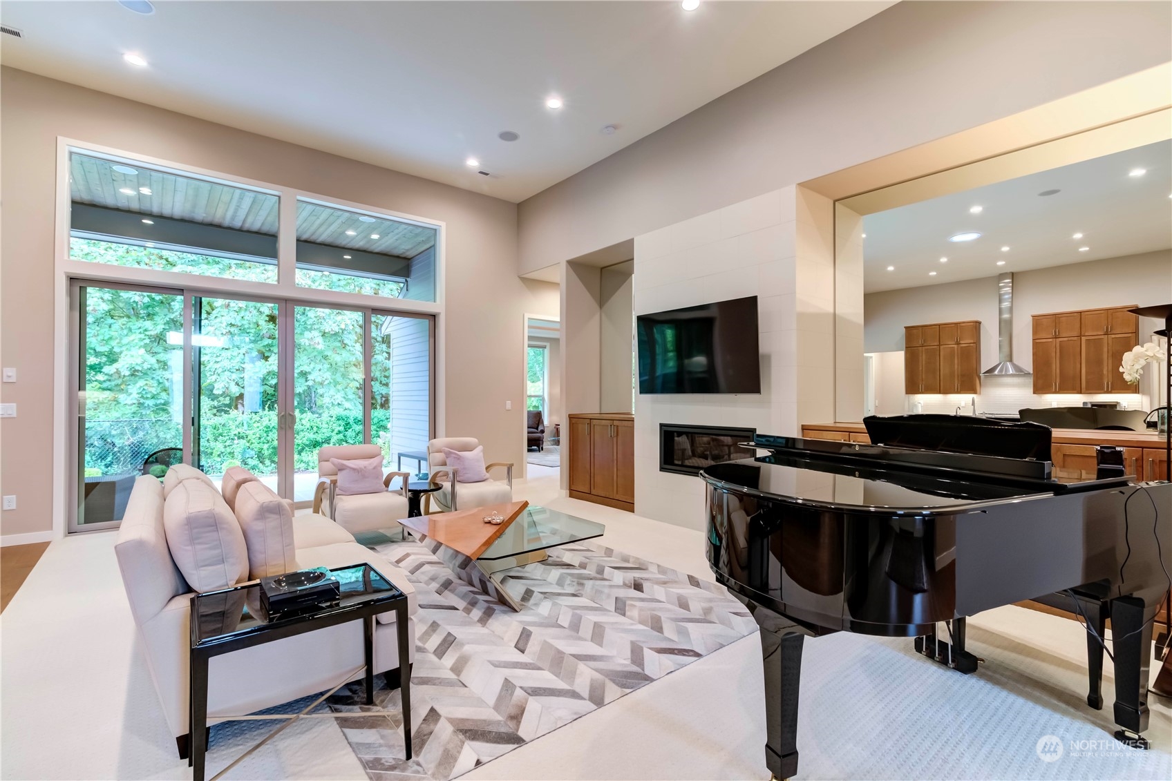 property viewer photo 5