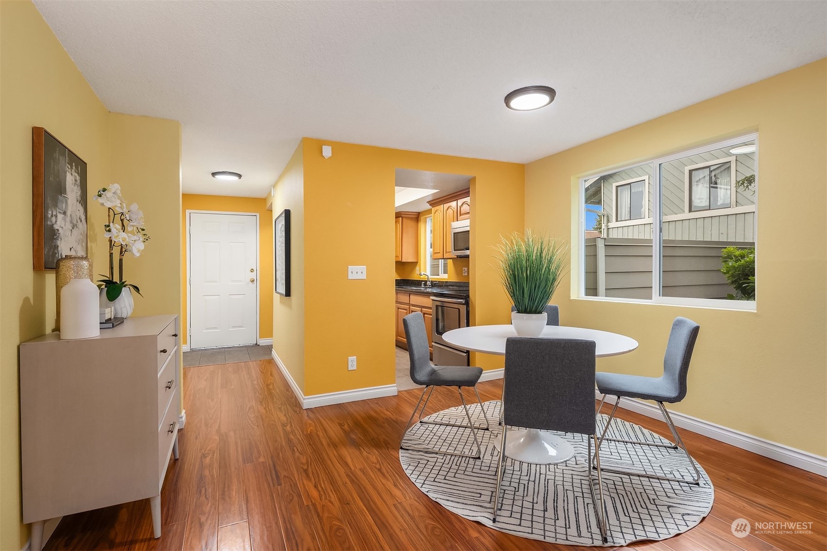 property viewer photo 6