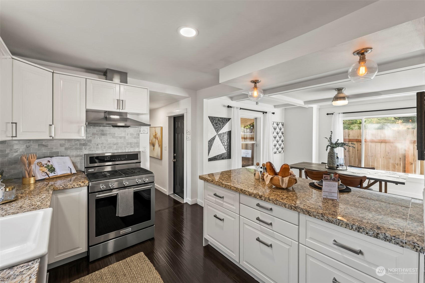 property viewer photo 14