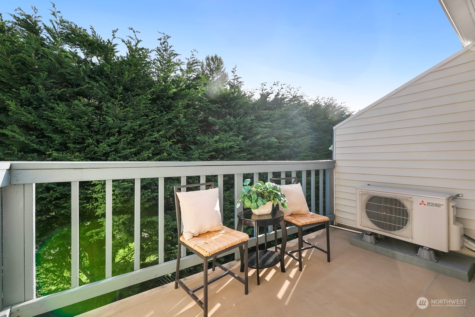 property viewer photo 20
