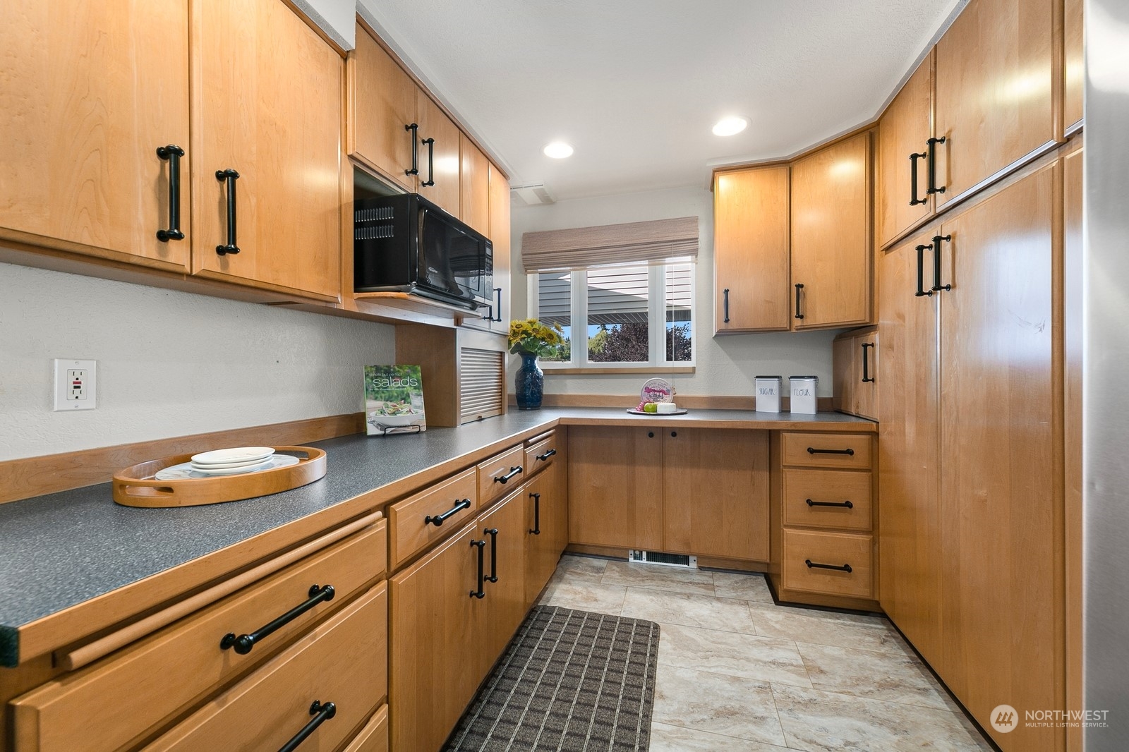 property viewer photo 9