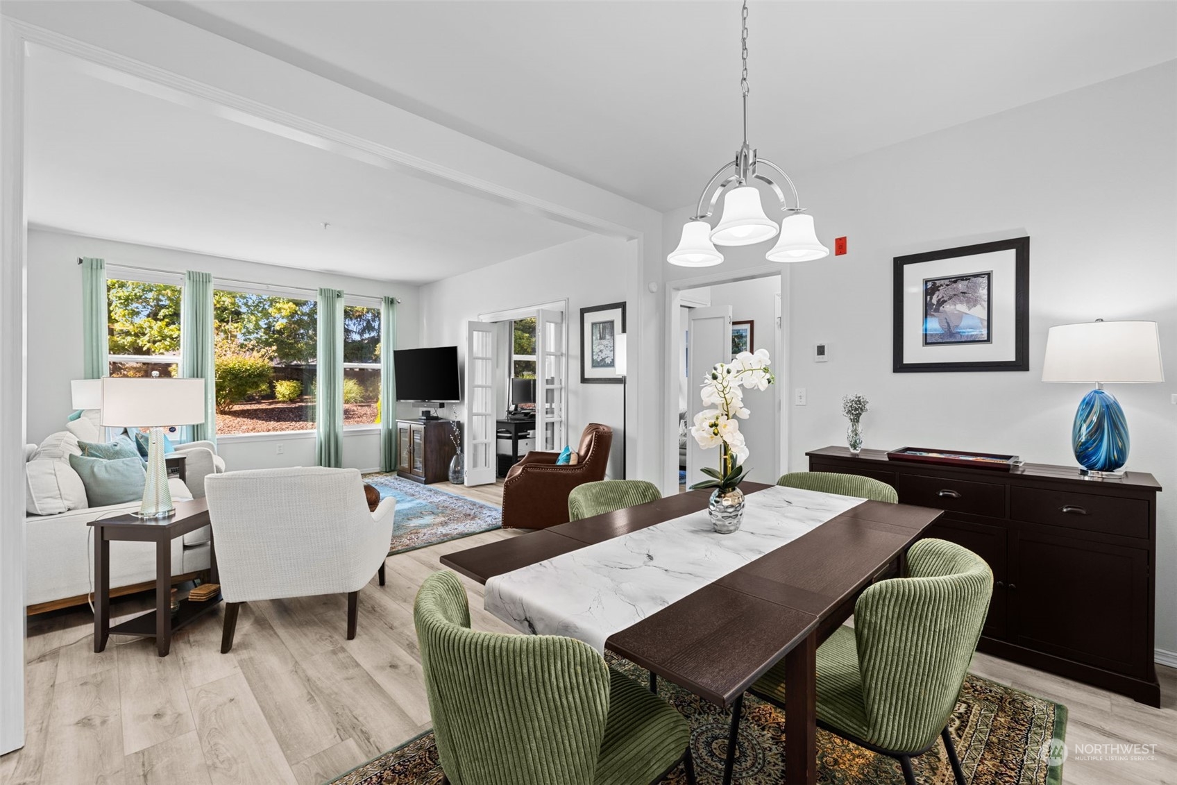 property viewer photo 12