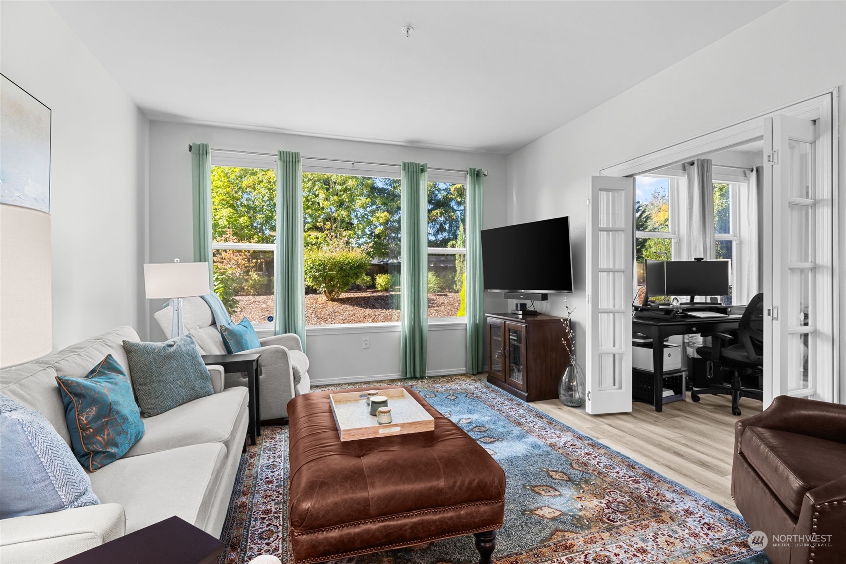 property viewer photo 13