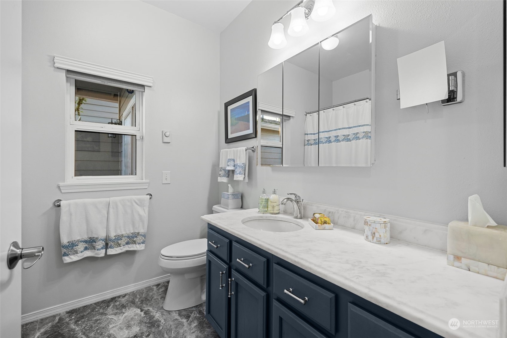 property viewer photo 18