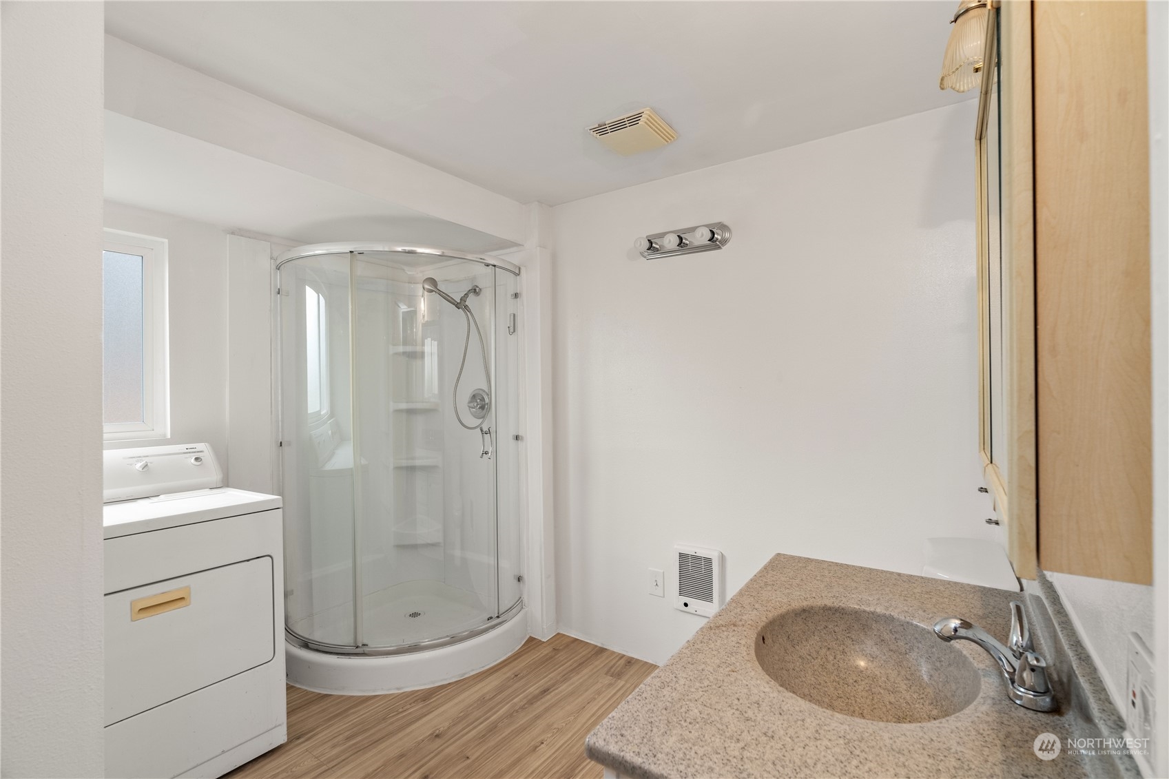 property viewer photo 10