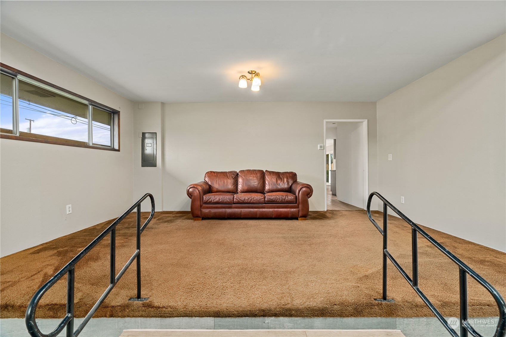 property viewer photo 15