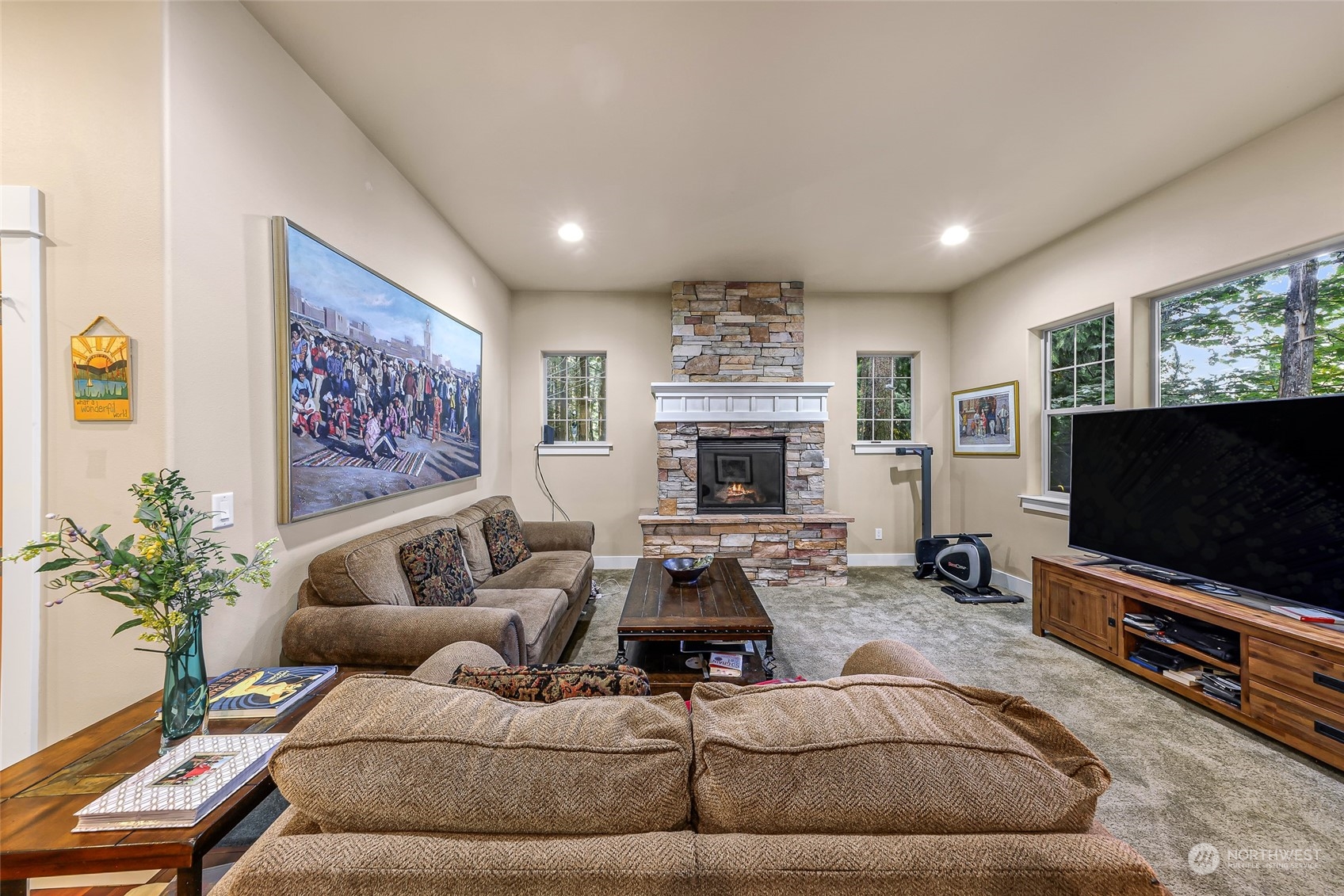 property viewer photo 20