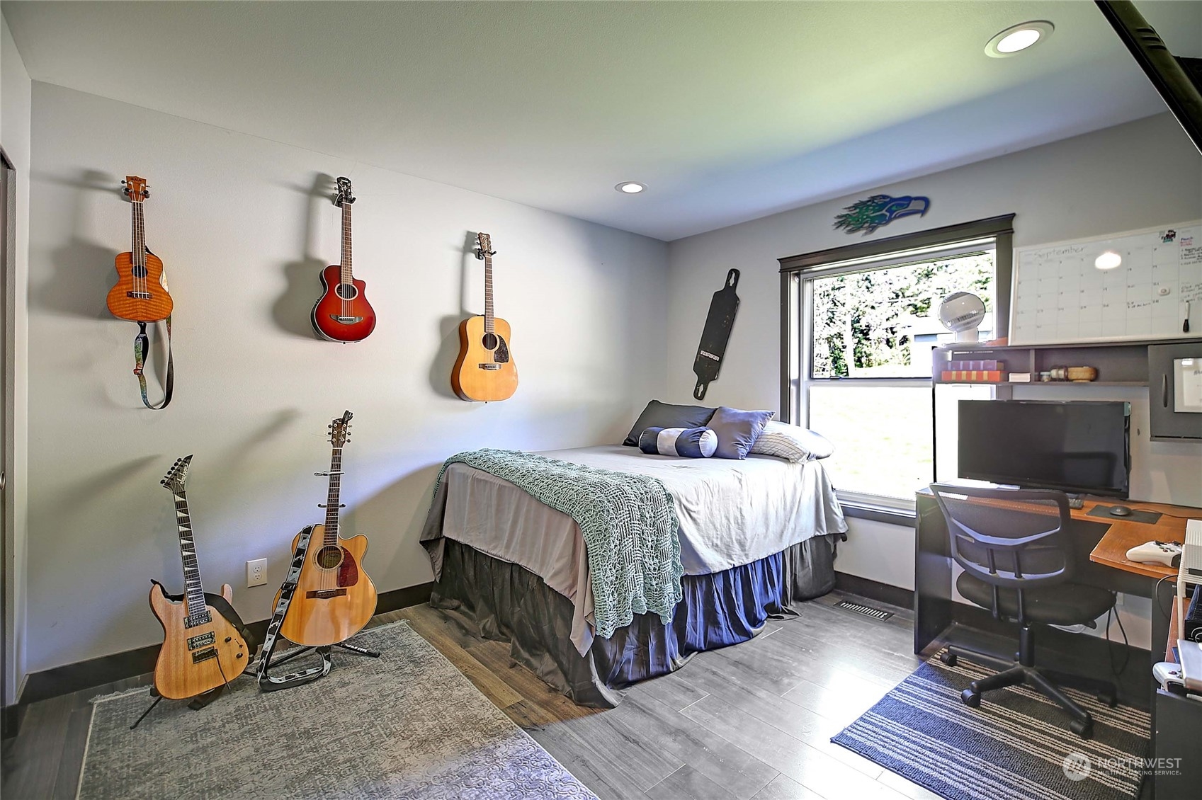 property viewer photo 14