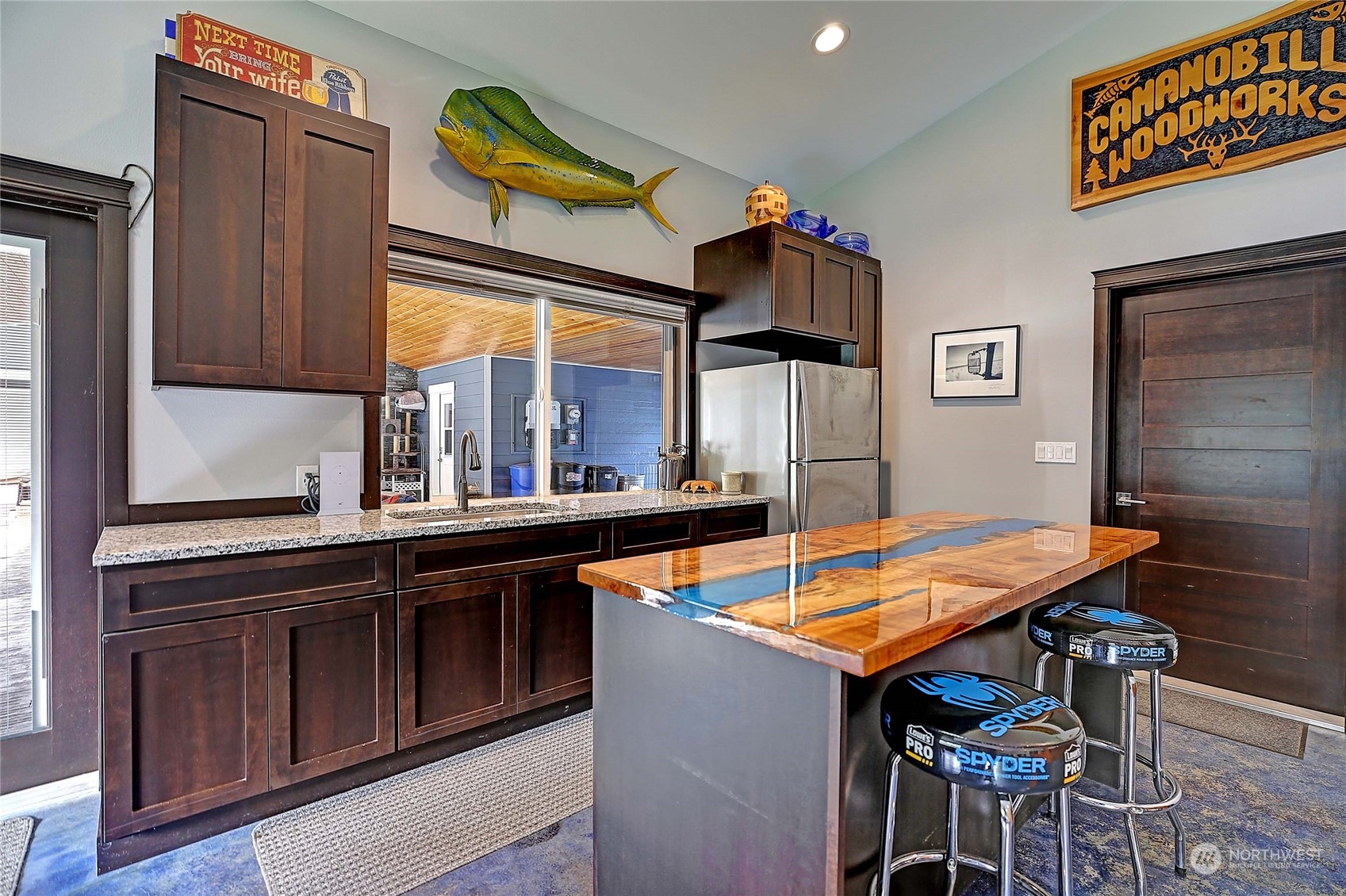 property viewer photo 26
