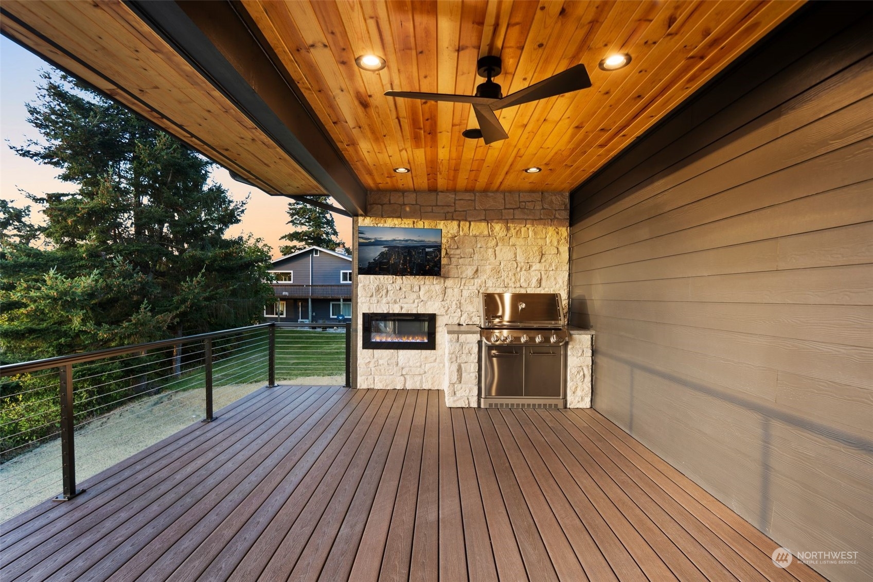property viewer photo 16