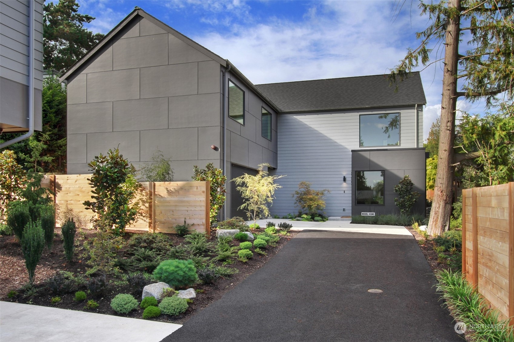 property viewer photo 36