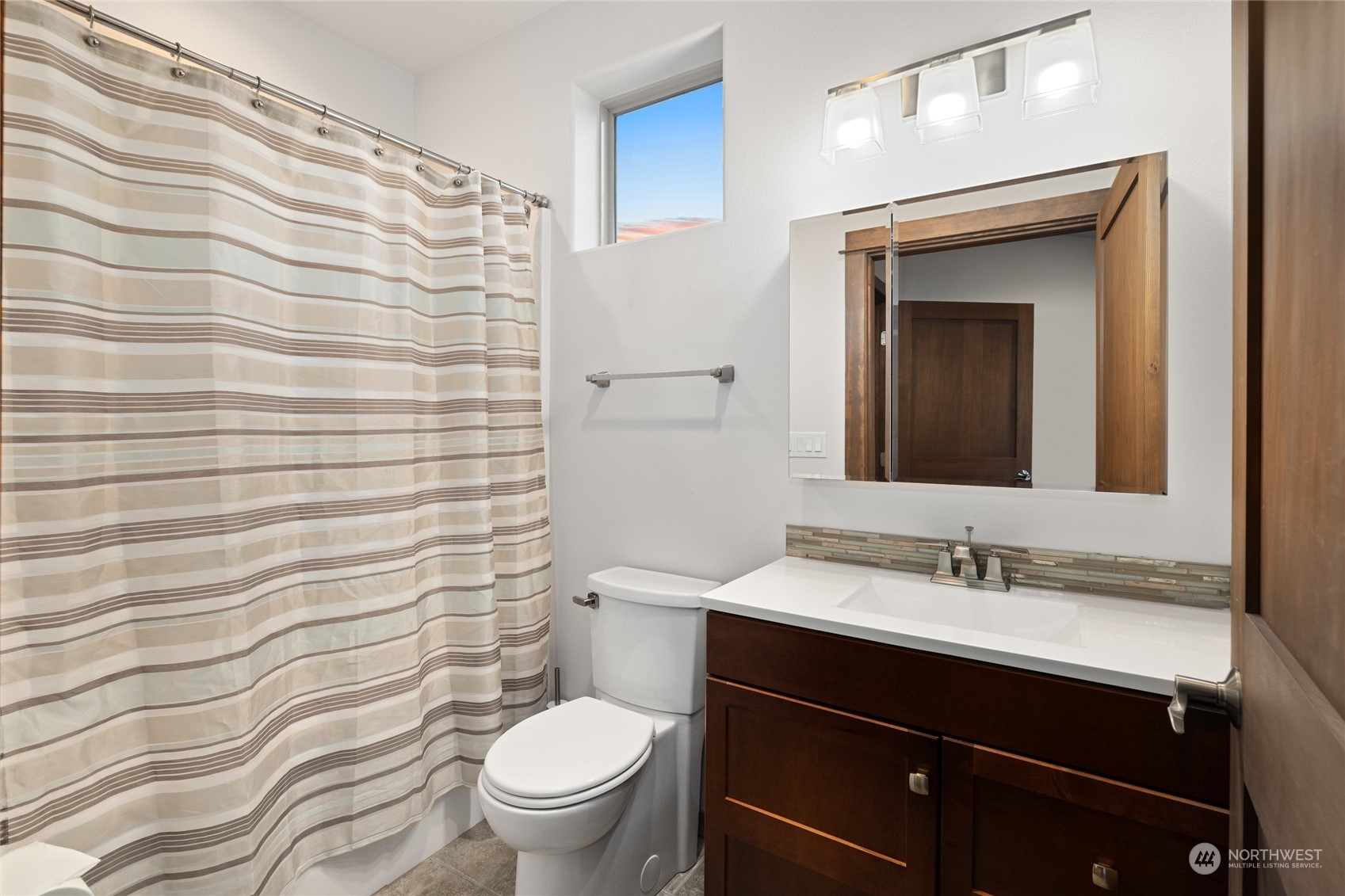 property viewer photo 29