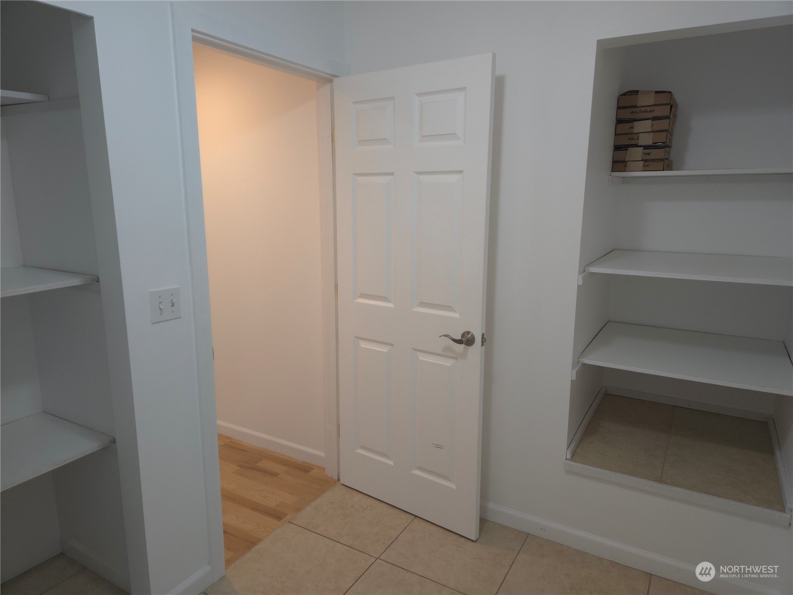 property viewer photo 10