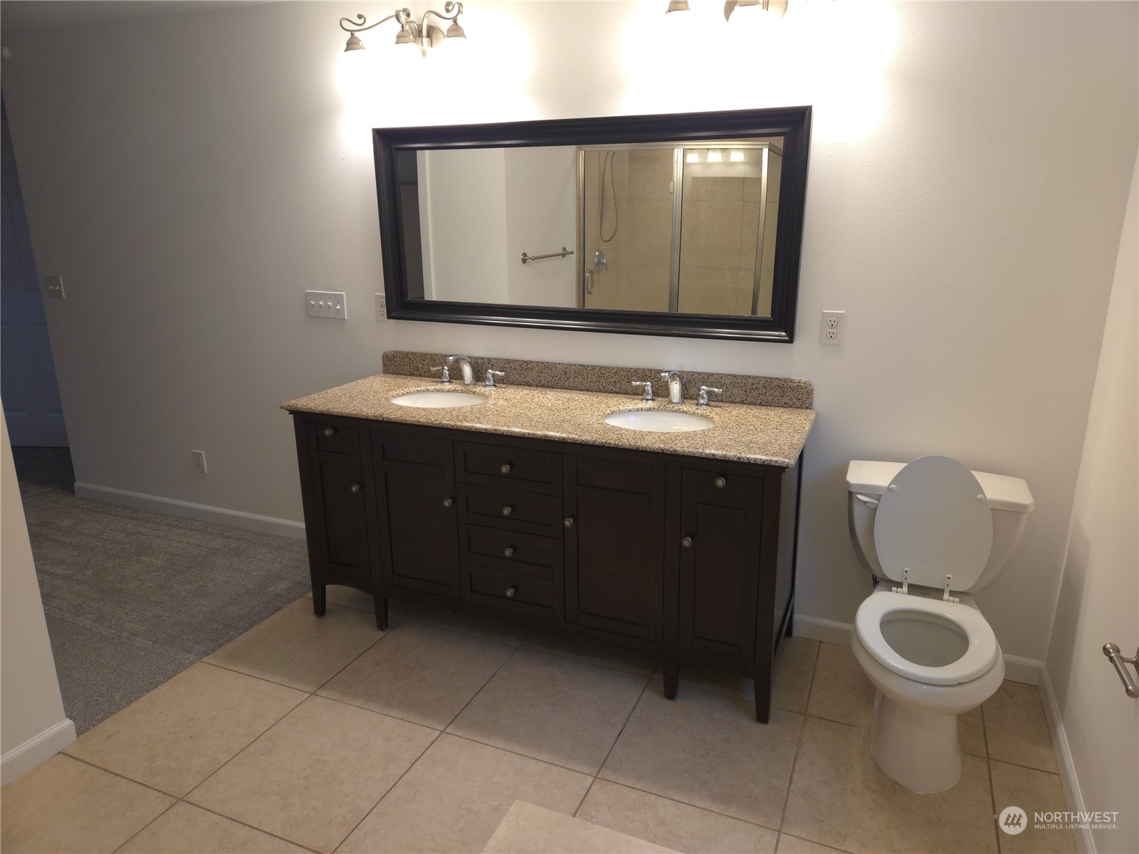 property viewer photo 16