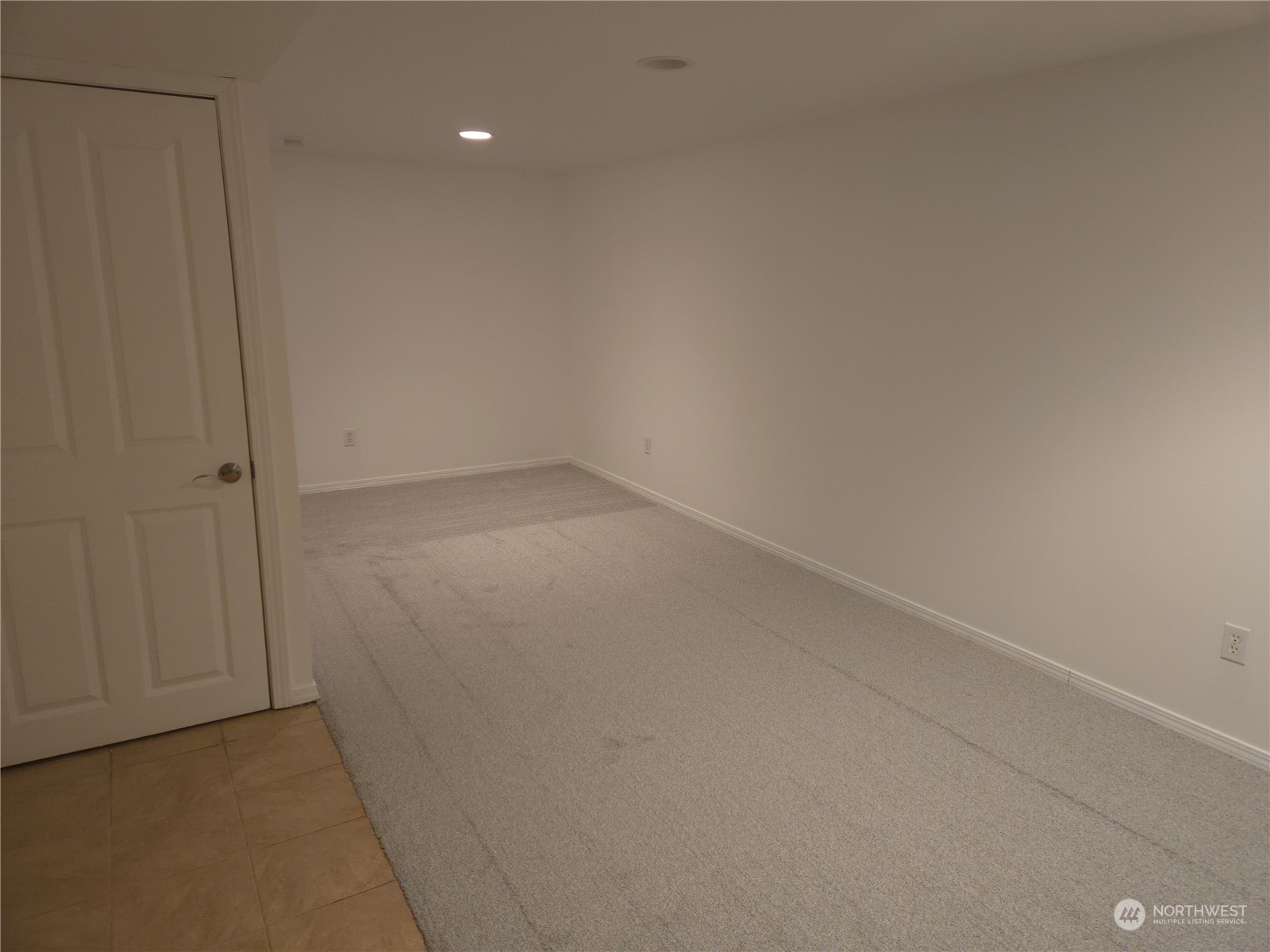 property viewer photo 27