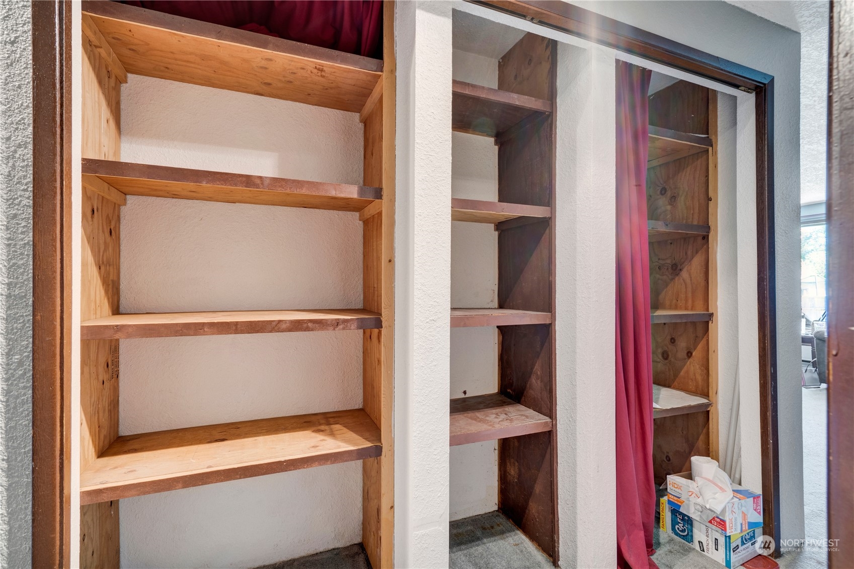 property viewer photo 14