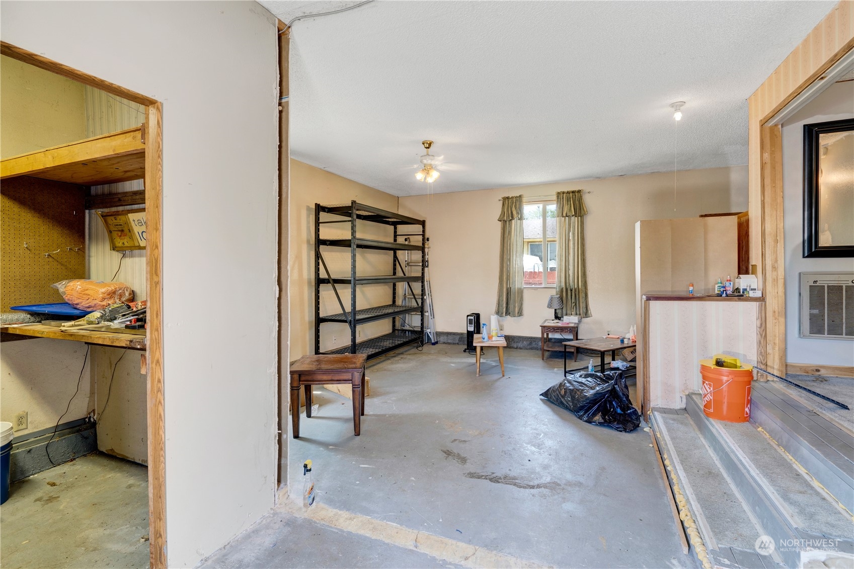 property viewer photo 15