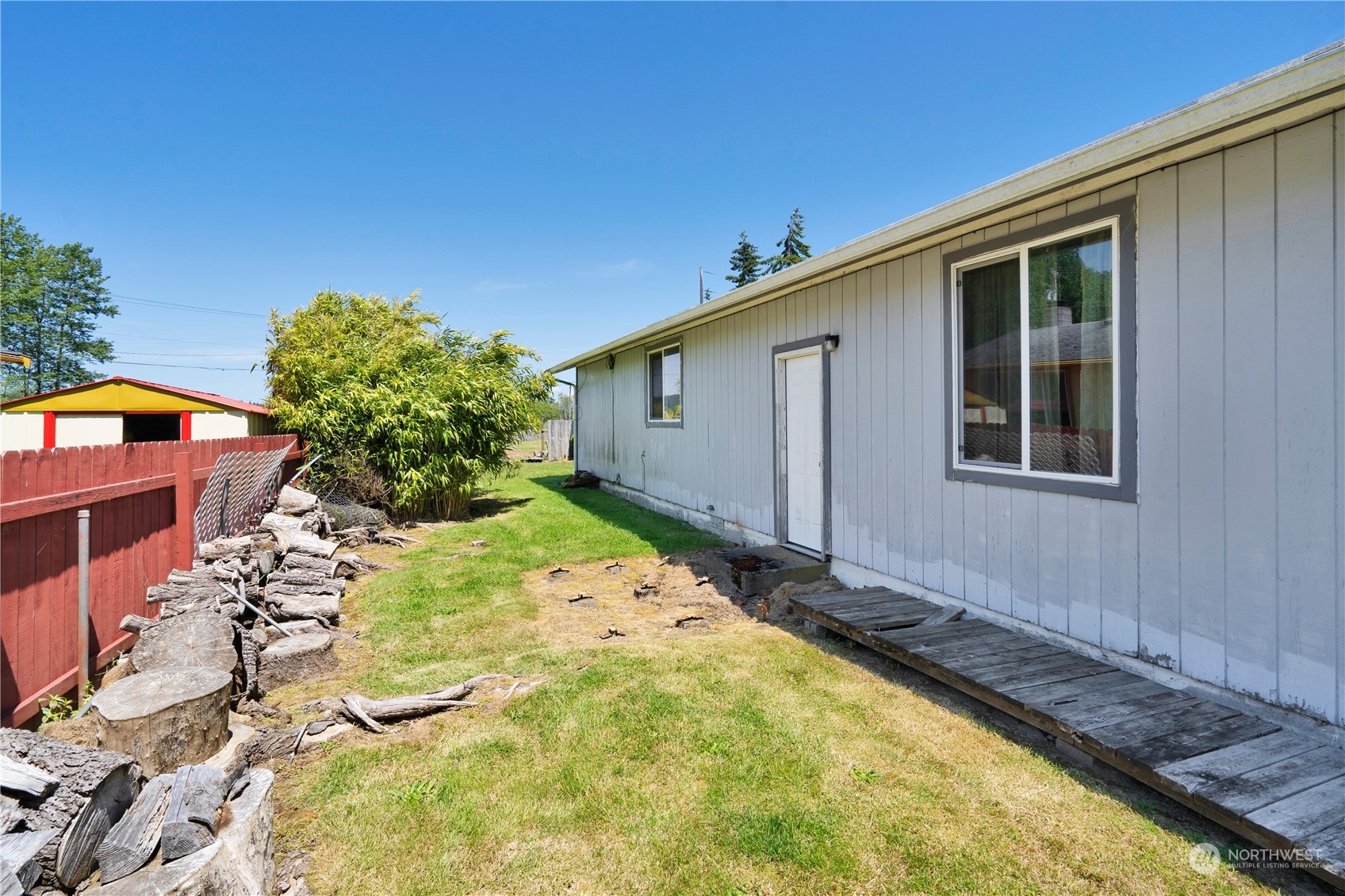 property viewer photo 18