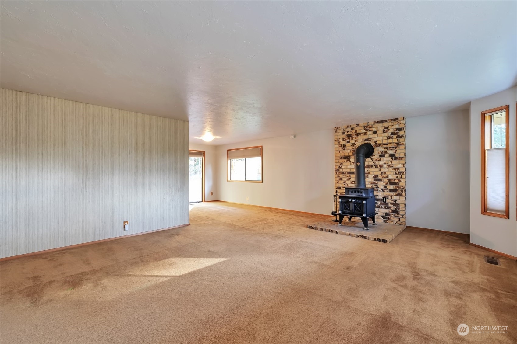 property viewer photo 2