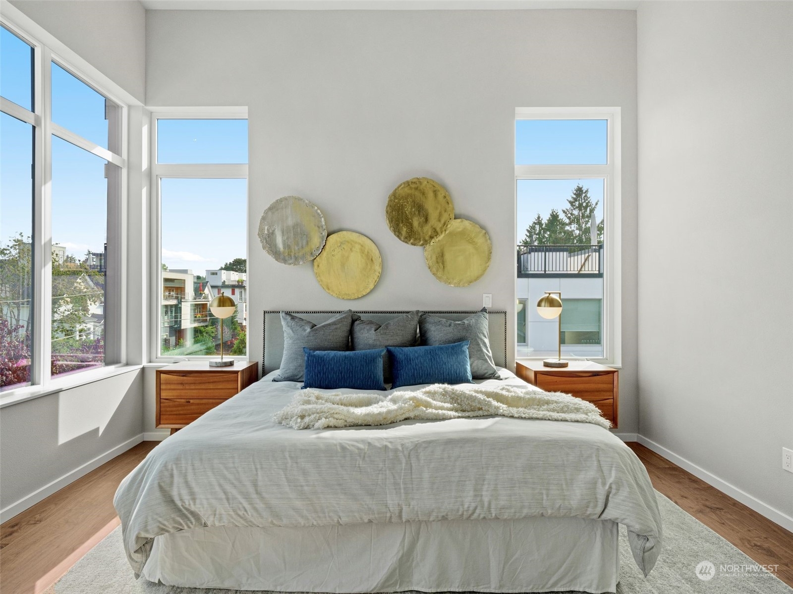 property viewer photo 20