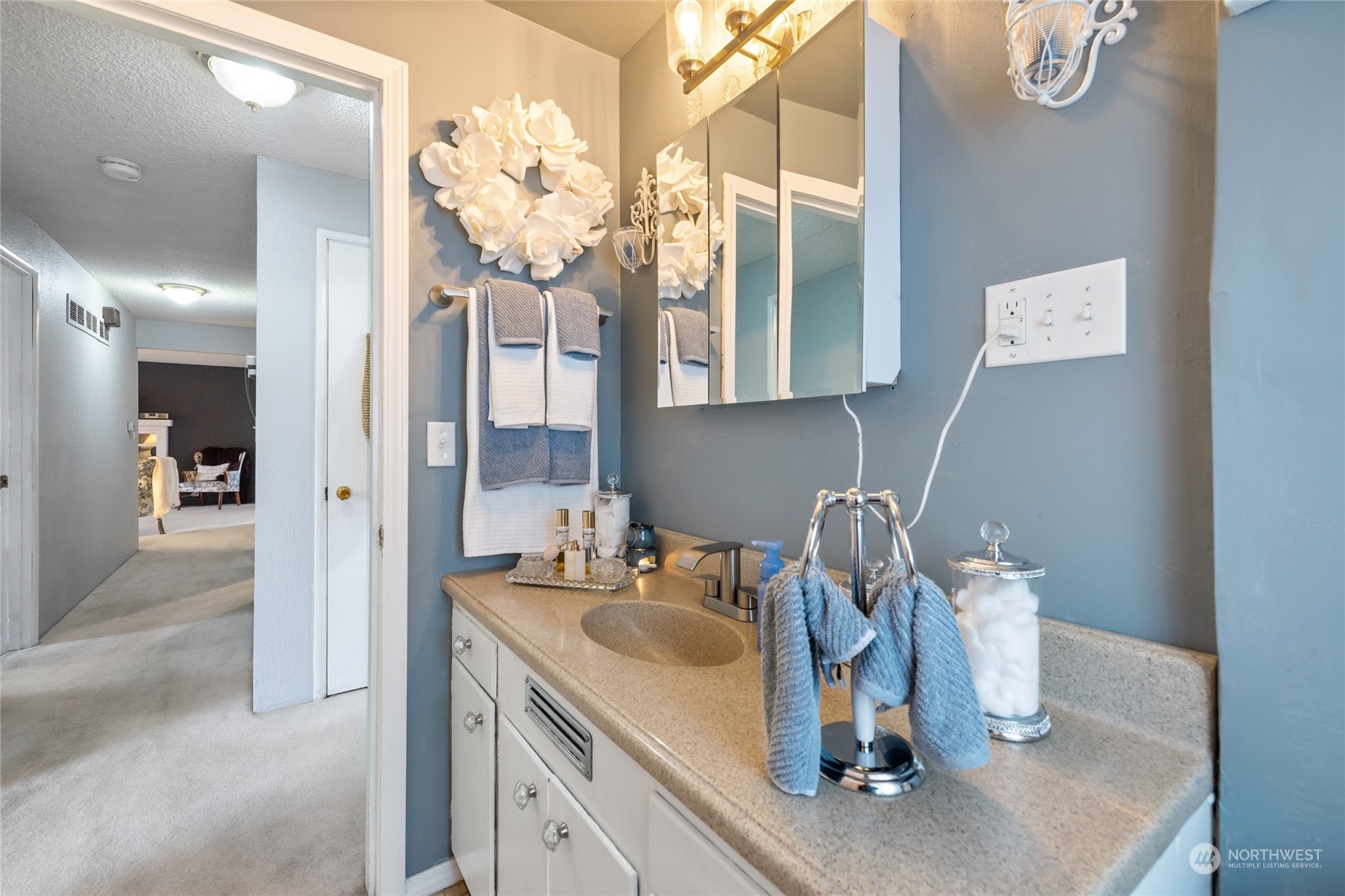 property viewer photo 19