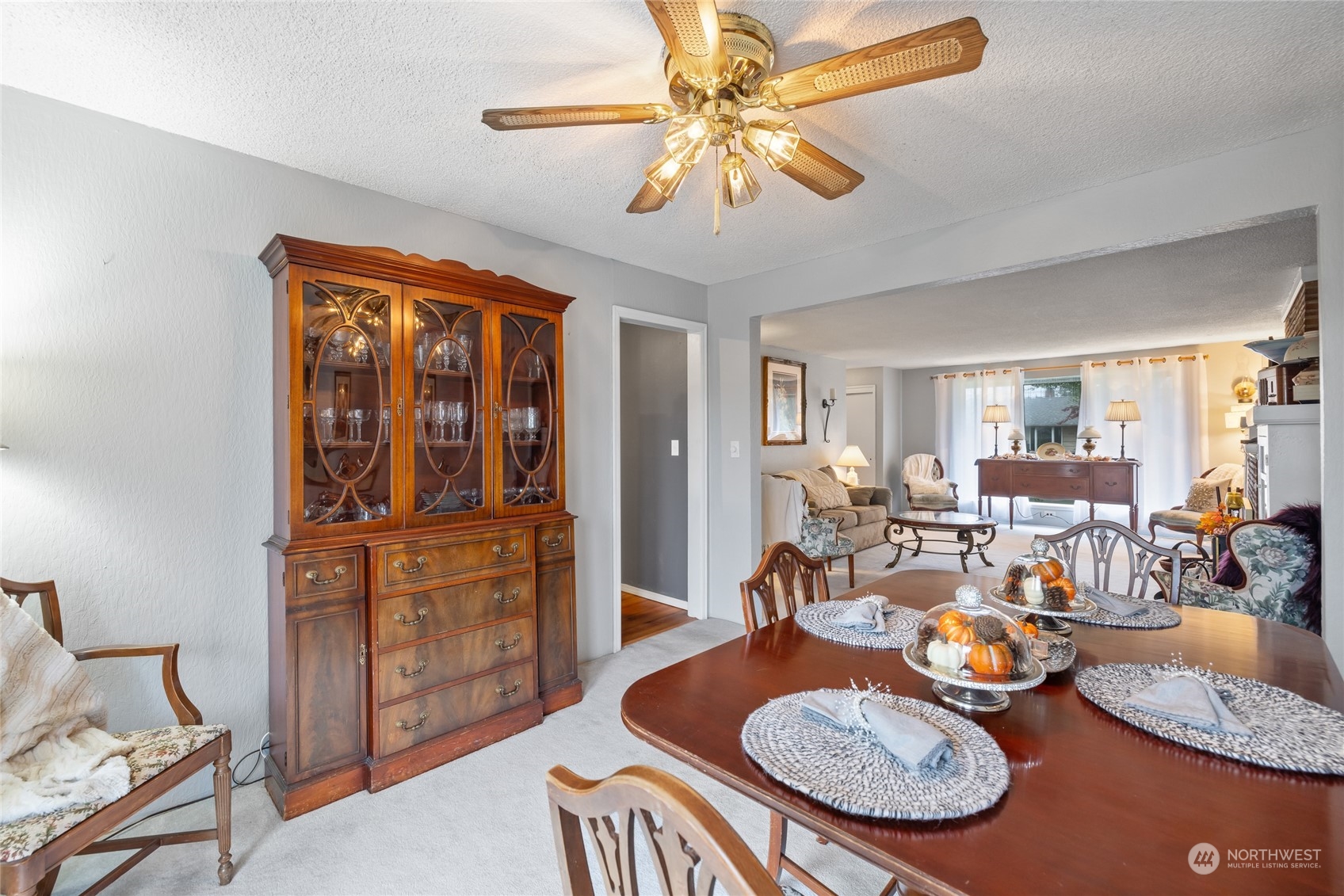 property viewer photo 6