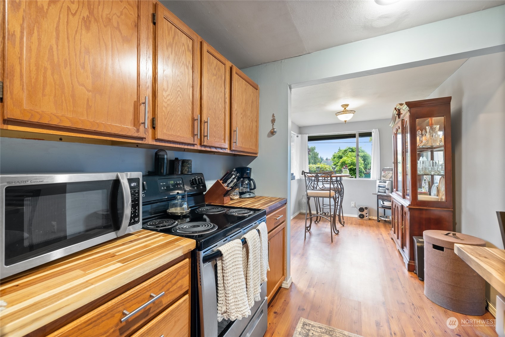 property viewer photo 9