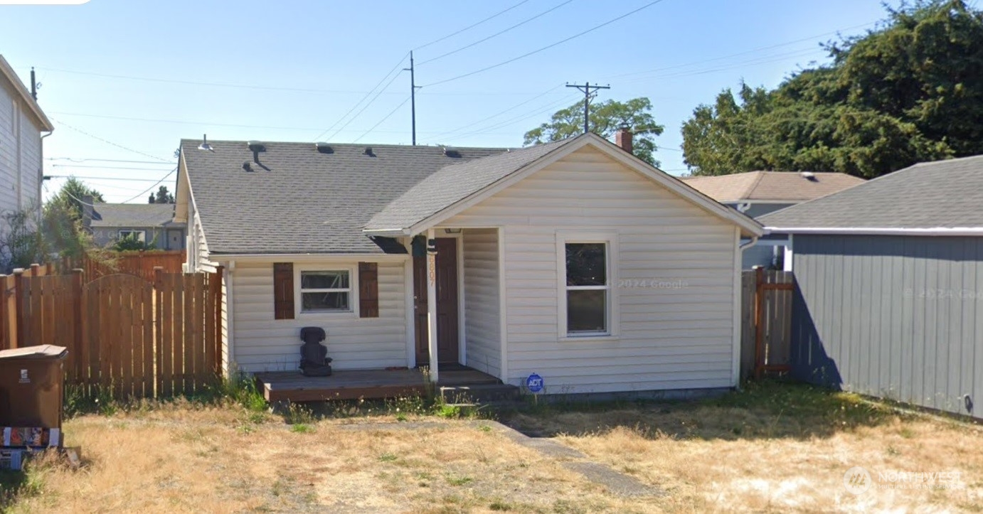 property viewer photo 3