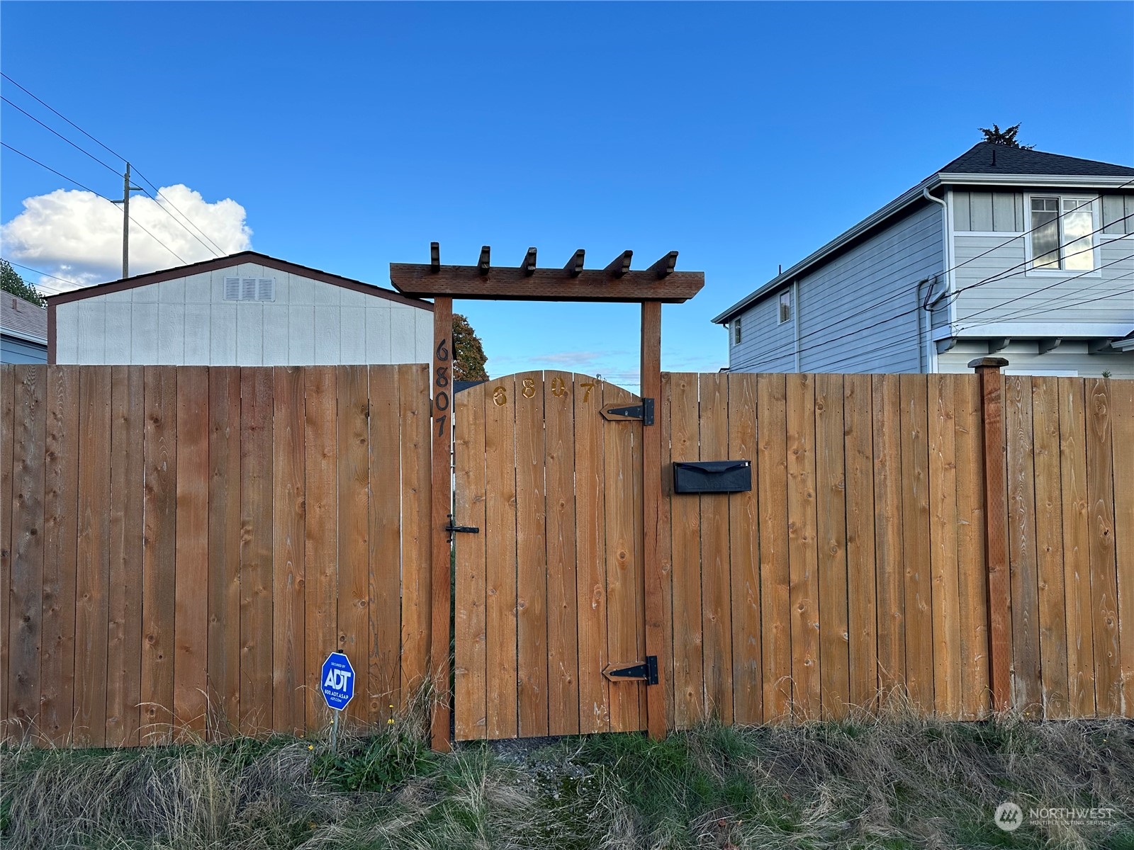 property viewer photo 5
