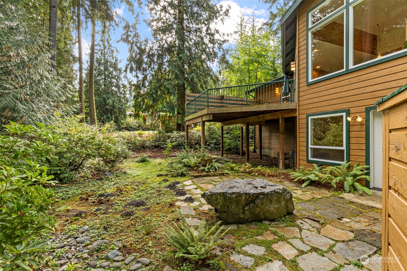 property viewer photo 30