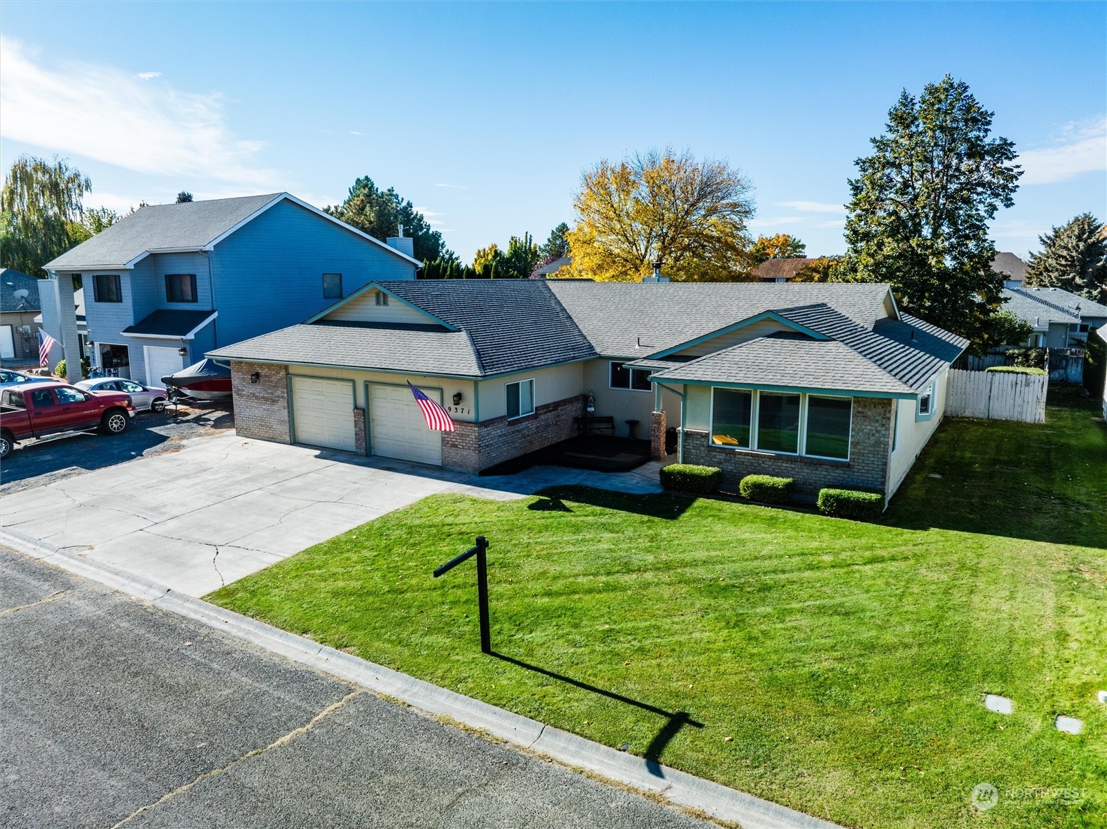 property viewer photo 1