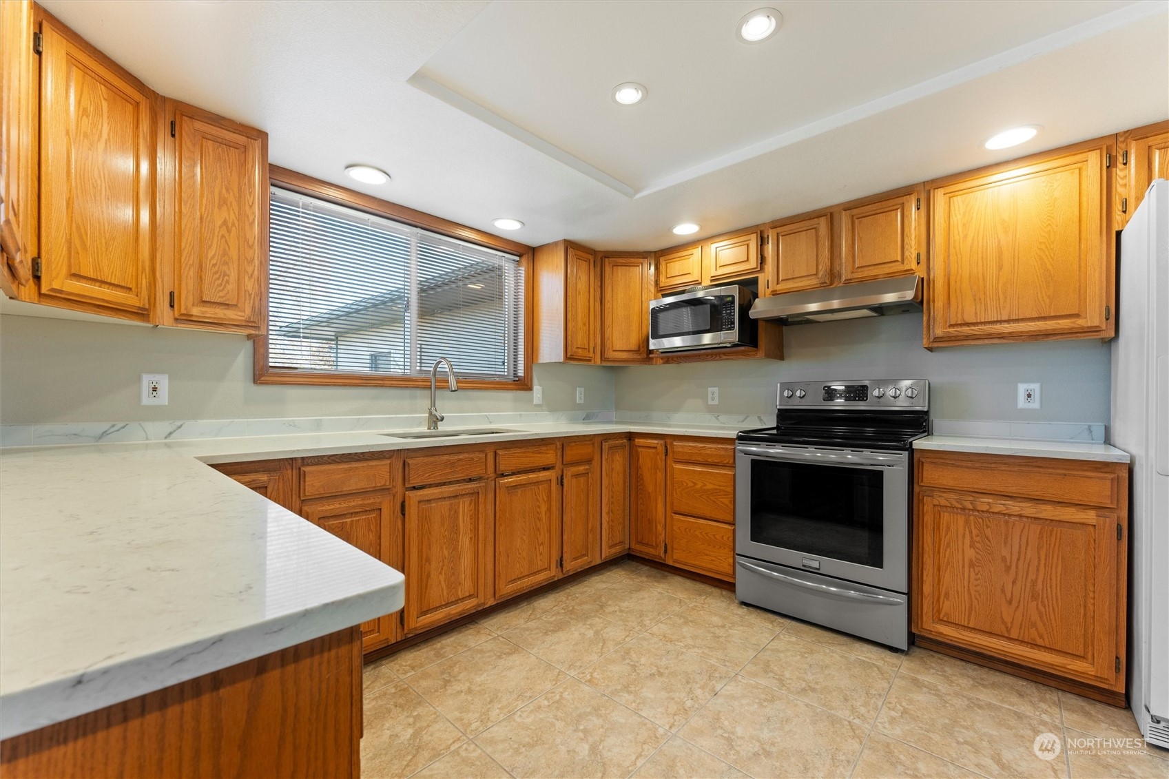property viewer photo 10