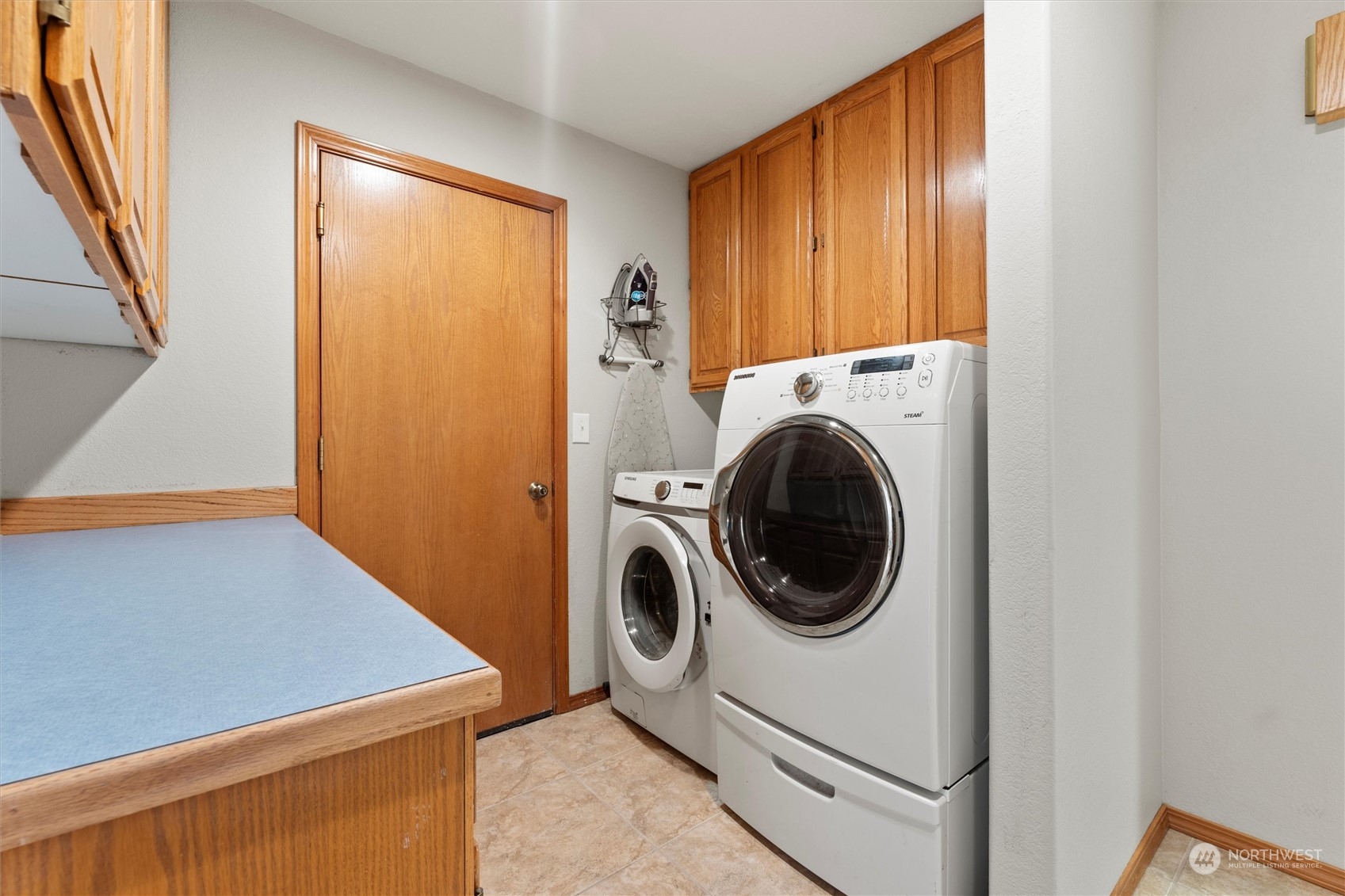 property viewer photo 30