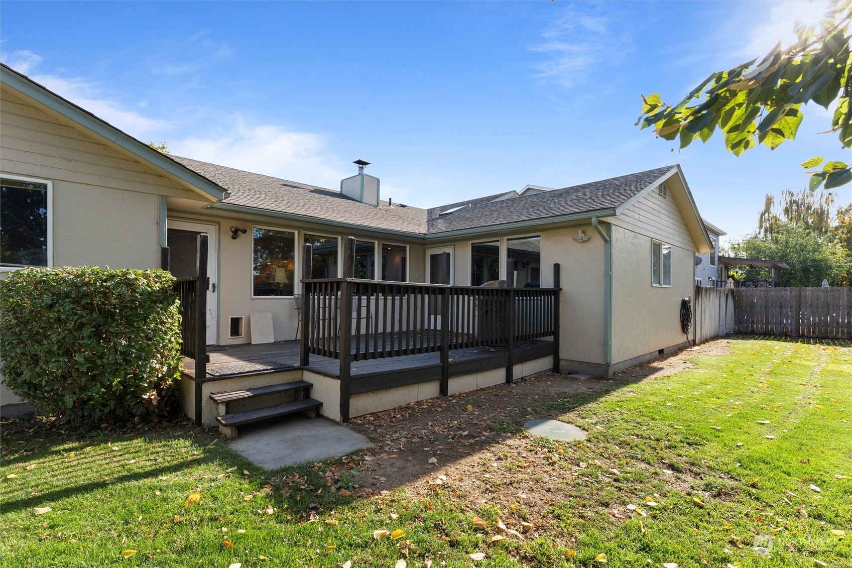 property viewer photo 36