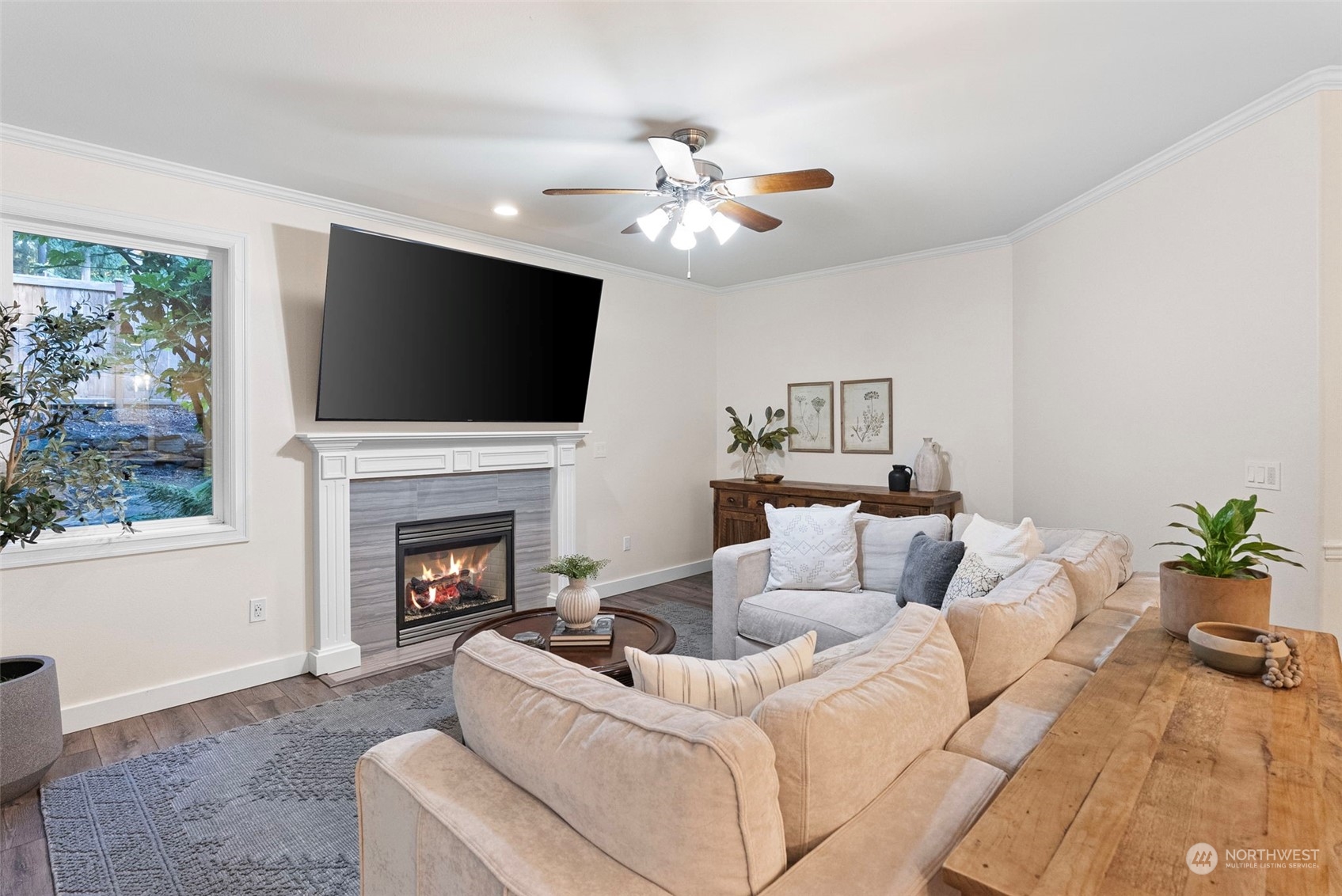 property viewer photo 12