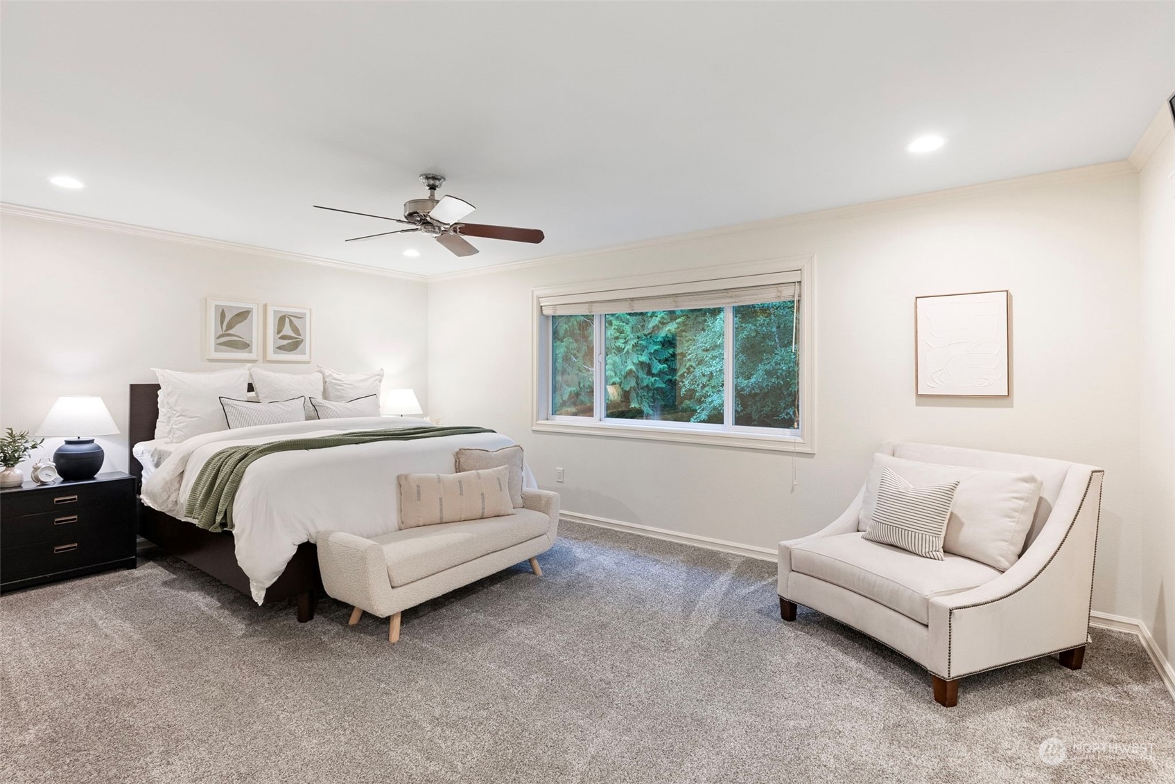 property viewer photo 15