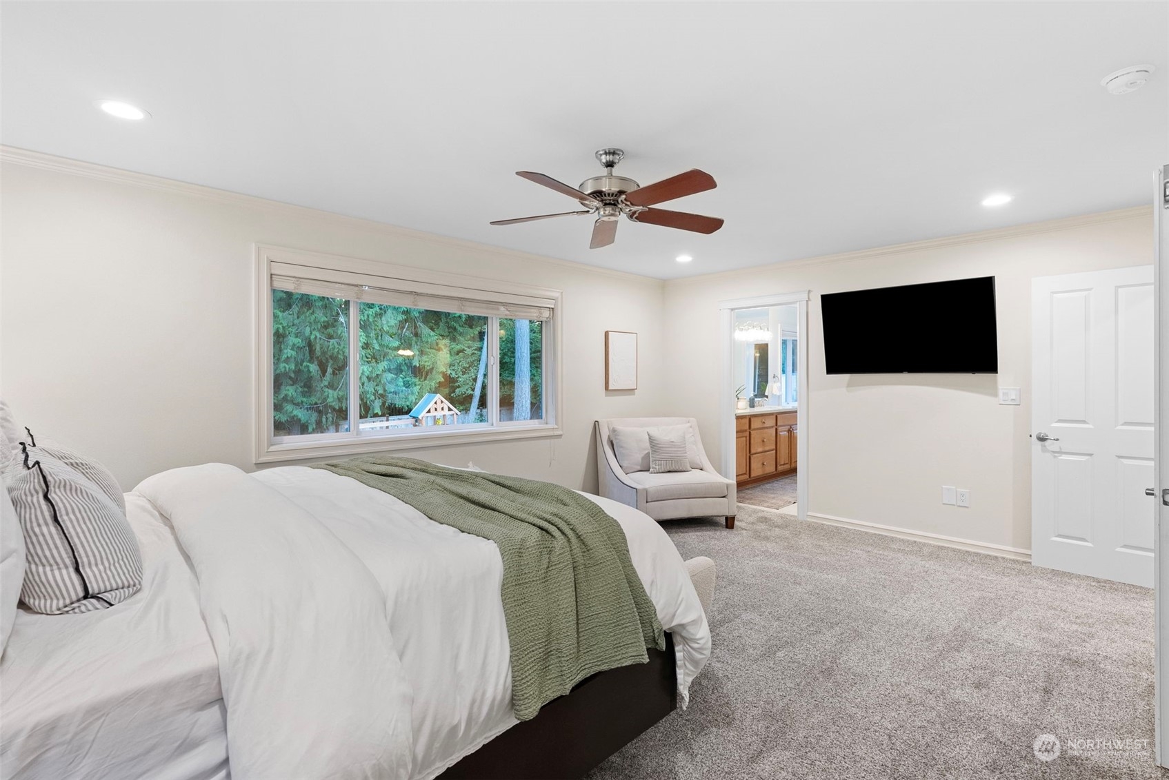 property viewer photo 17