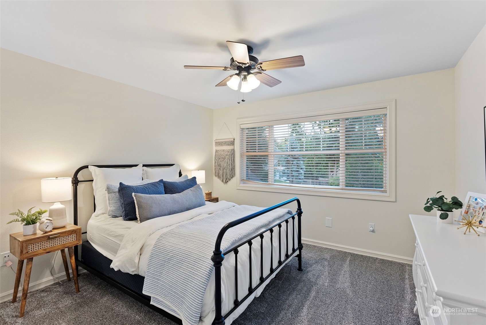 property viewer photo 21