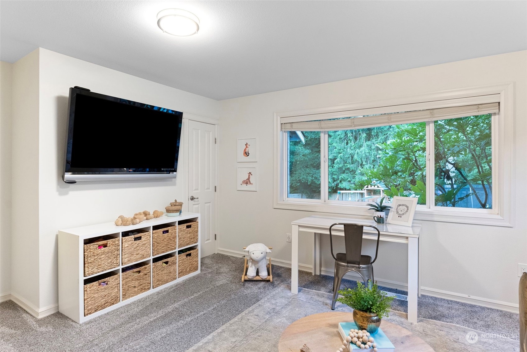 property viewer photo 25