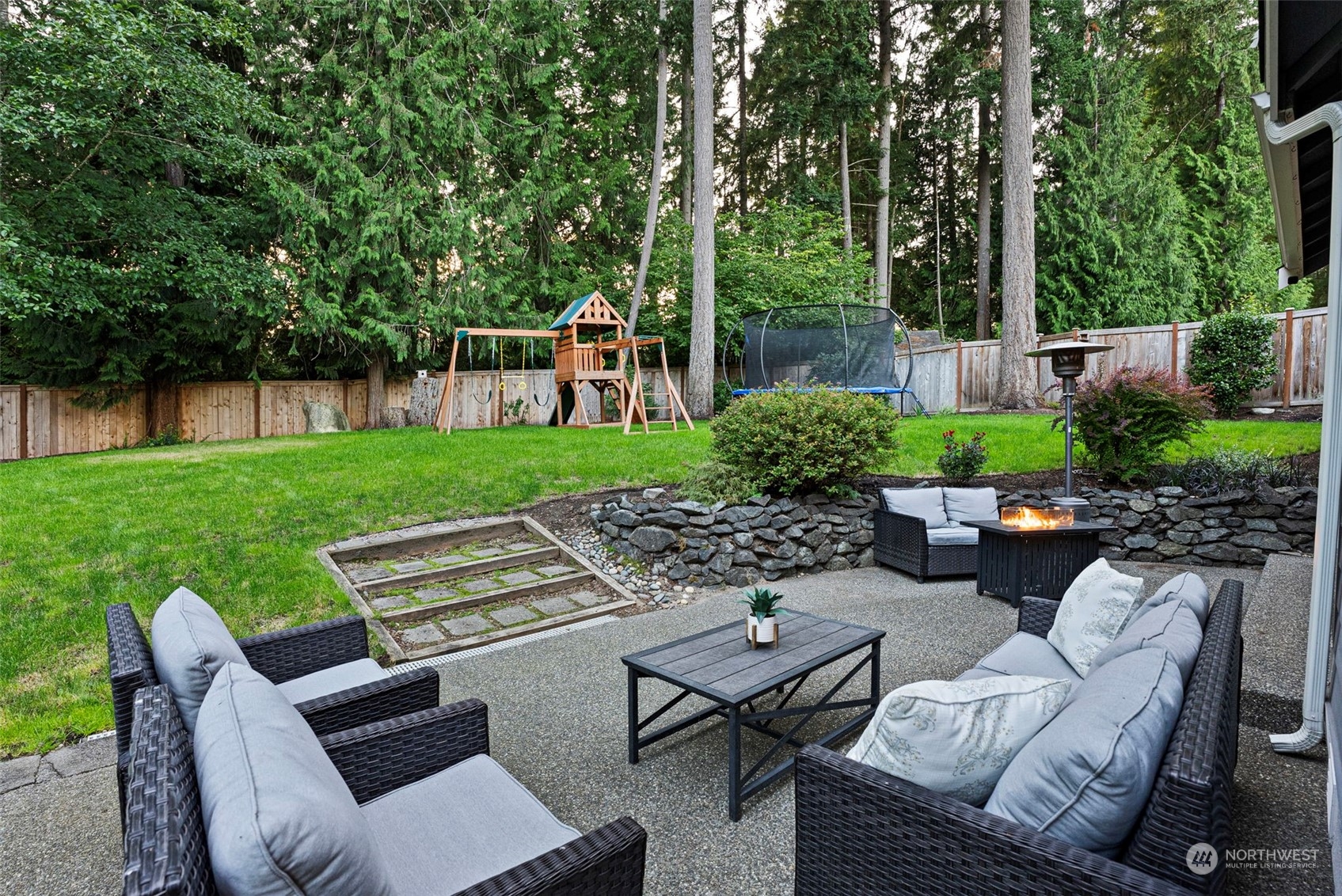property viewer photo 29