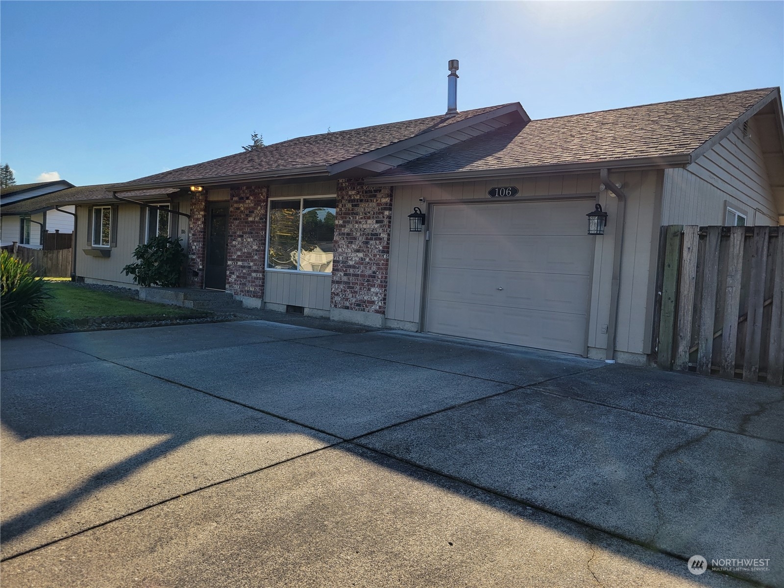 property viewer photo 3