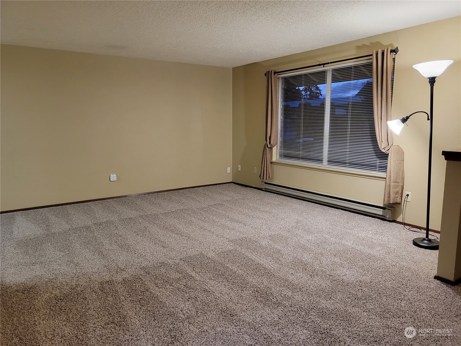 property viewer photo 5