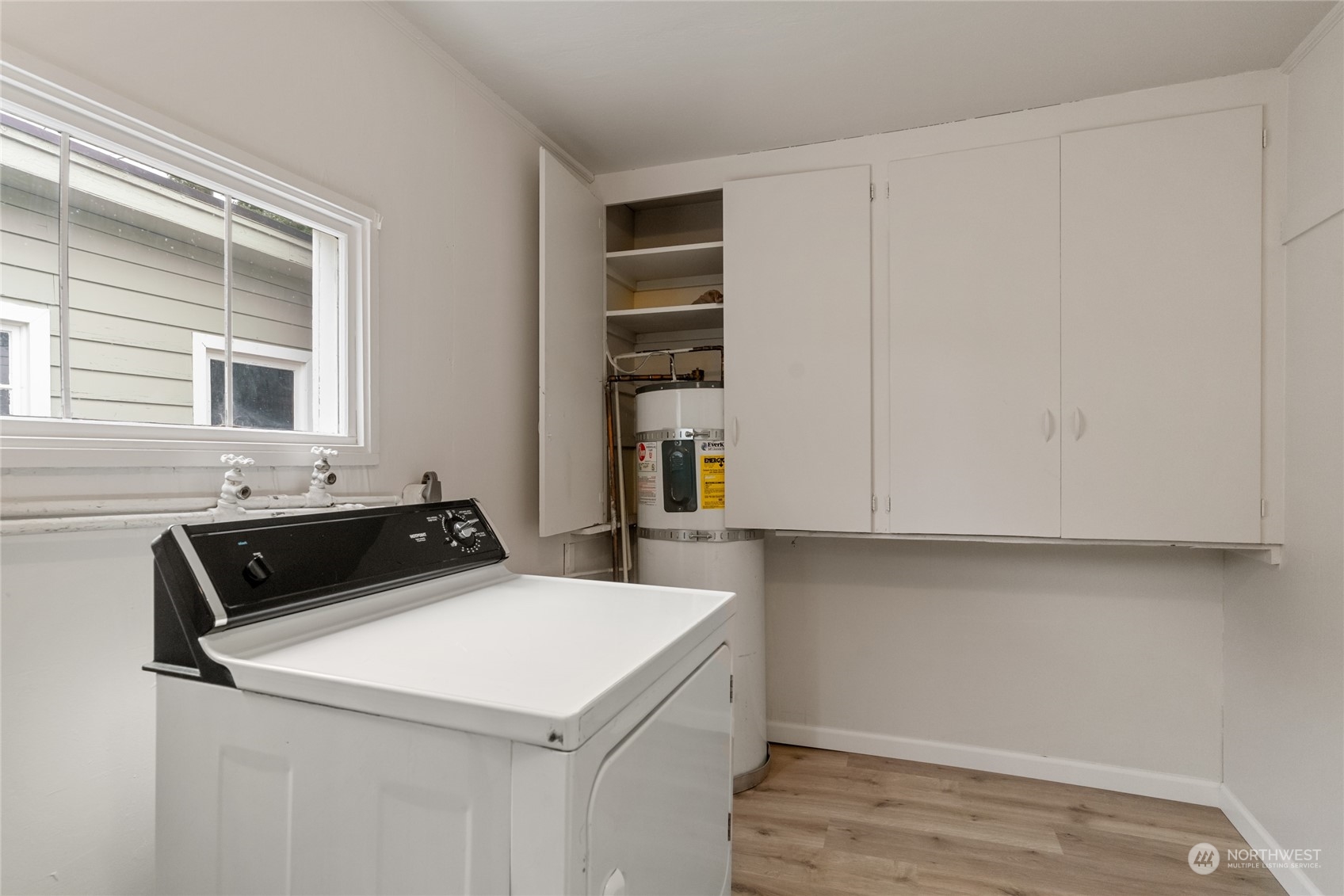 property viewer photo 9