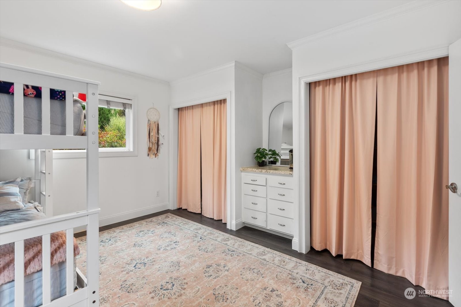 property viewer photo 11