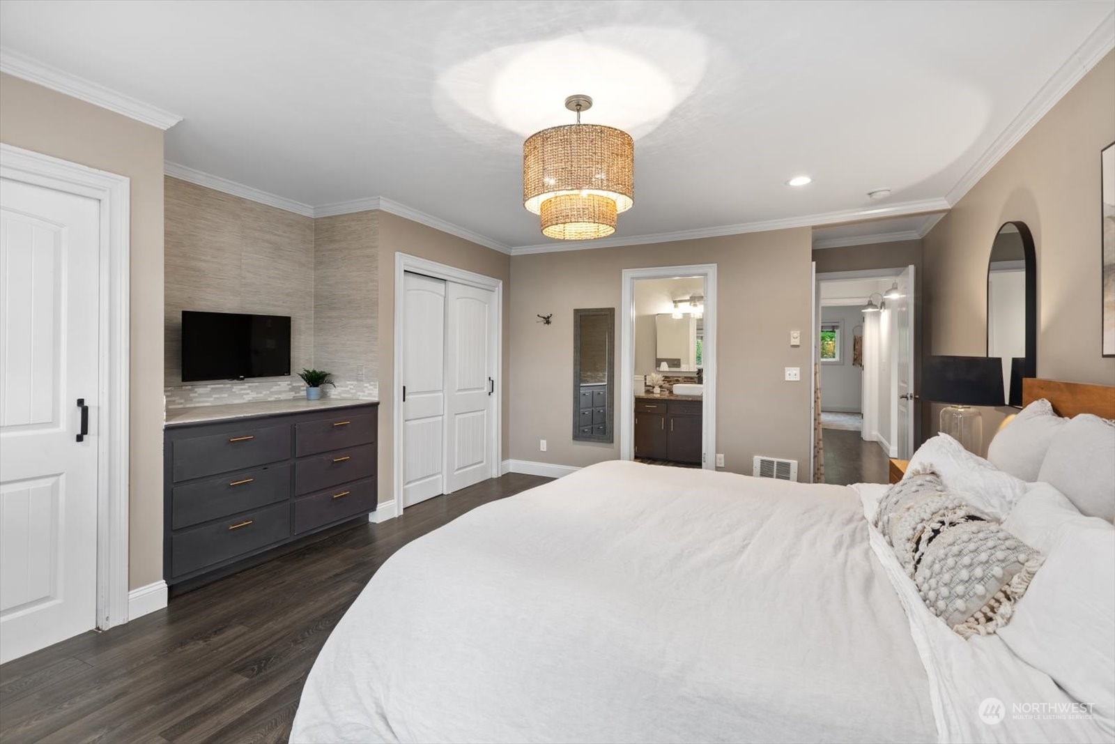 property viewer photo 15