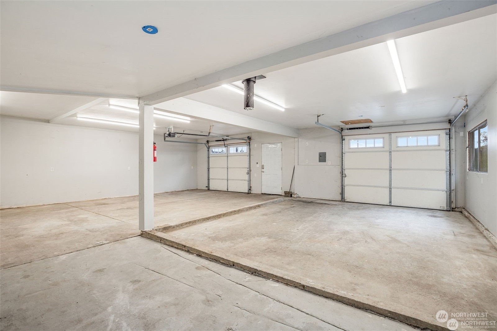 property viewer photo 33
